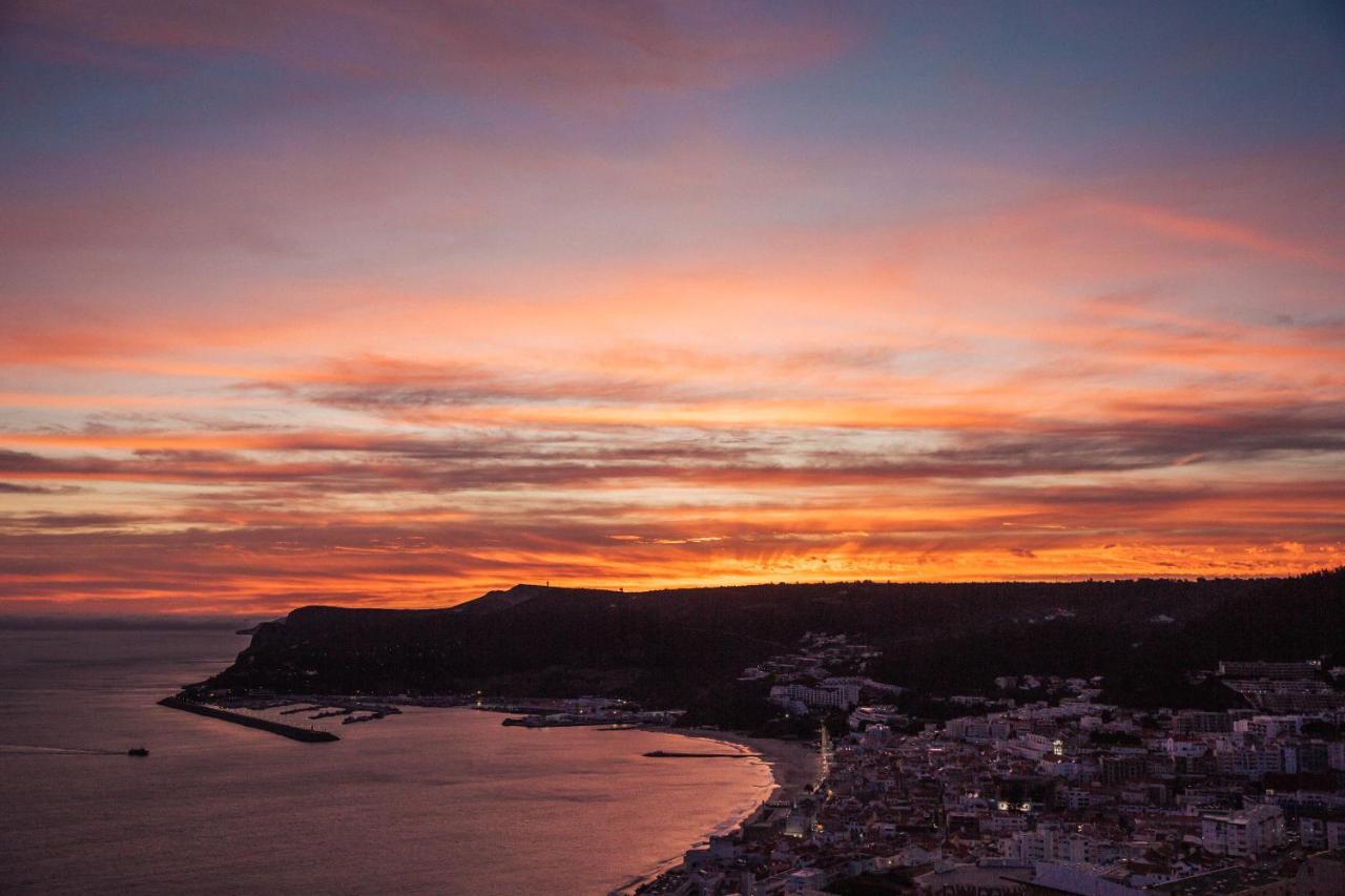Apartment With A Stunning View Over Sesimbra Ngoại thất bức ảnh