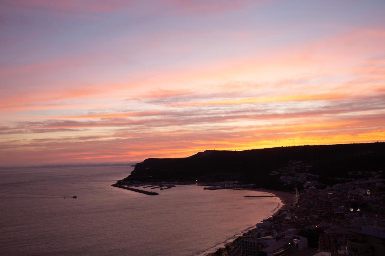 Apartment With A Stunning View Over Sesimbra Ngoại thất bức ảnh
