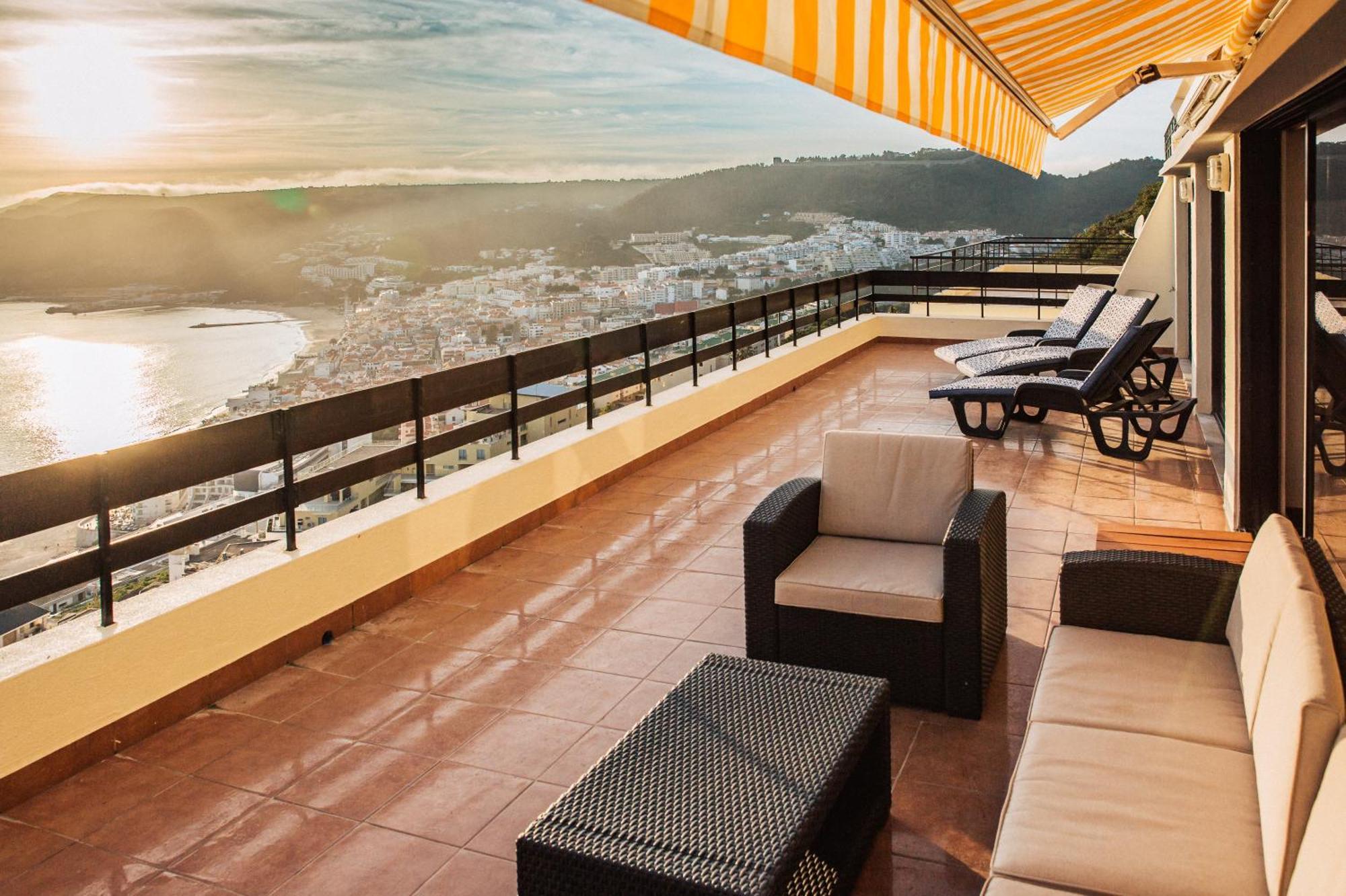 Apartment With A Stunning View Over Sesimbra Ngoại thất bức ảnh